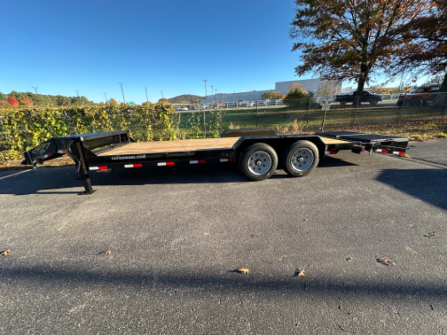 18+4 aardvark wide ramp  Best Bobcat Trailers 