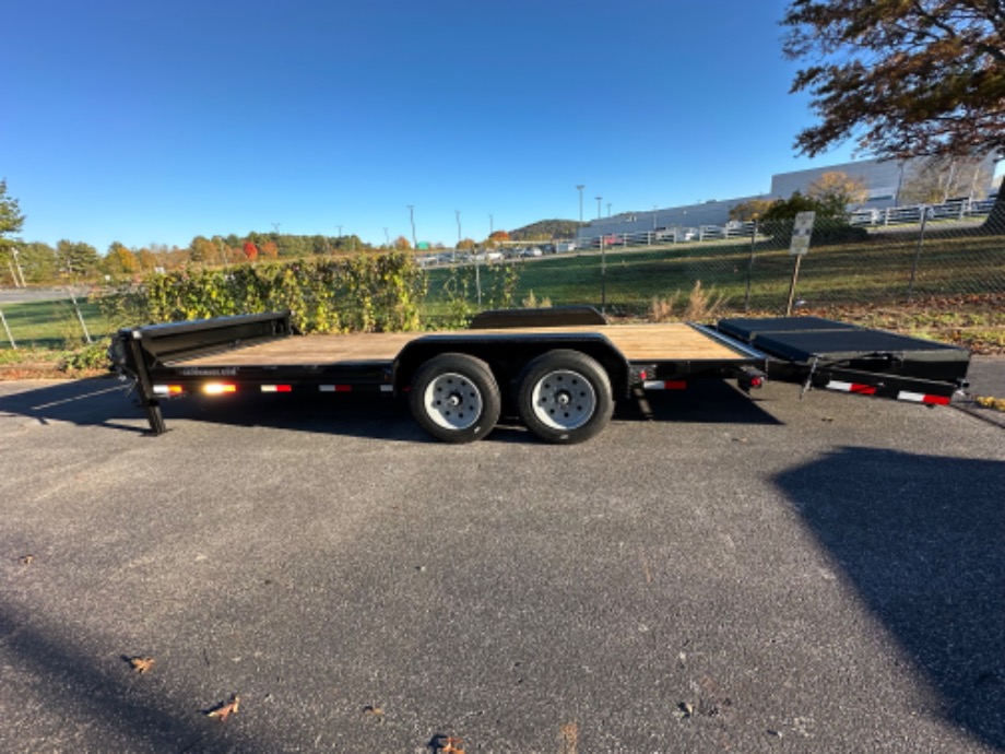 18+4 aardvark wide ramp  Best Bobcat Trailers 