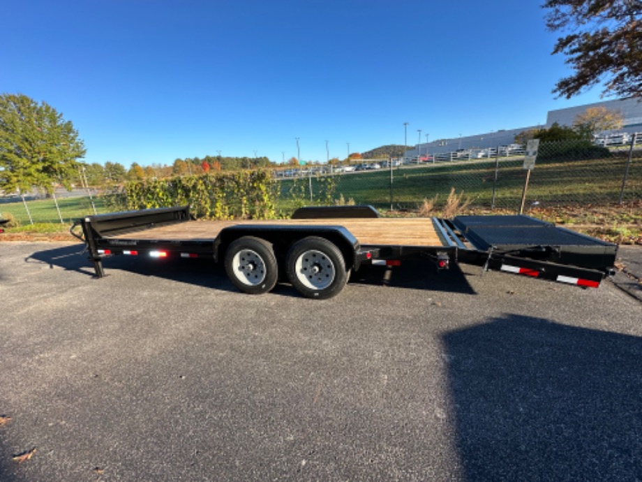 18+4 aardvark wide ramp  Best Bobcat Trailers 