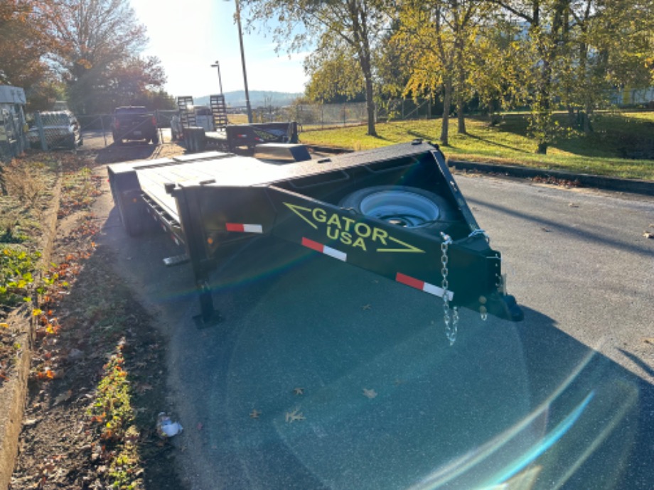 18+4 aardvark wide ramp  Best Bobcat Trailers 