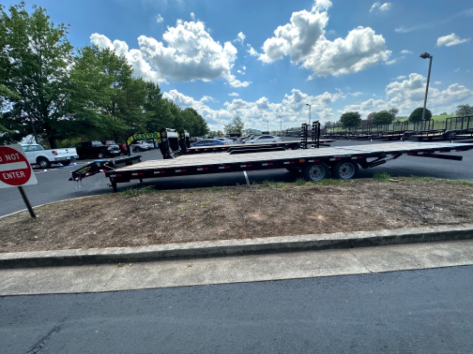 Hydraulic dovetail Aardvark Triailer deck over 25+10 For Sale Best Equipment Trailer 