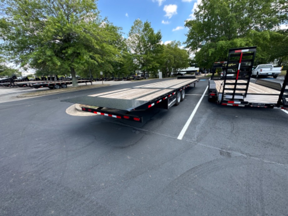 Hydraulic dovetail Aardvark Triailer deck over 25+10 For Sale Best Equipment Trailer 